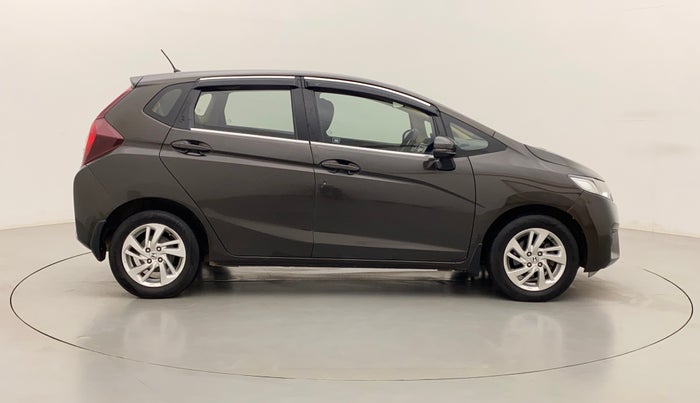 2017 Honda Jazz 1.5L I-DTEC V, Diesel, Manual, 1,05,697 km, Right Side View