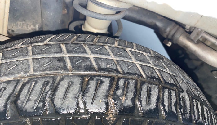 2011 Maruti Alto LXI, Petrol, Manual, 71,857 km, Left Rear Tyre Tread