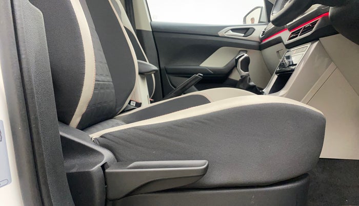 2021 Volkswagen TAIGUN GT 1.5 TSI MT, Petrol, Manual, 4,214 km, Driver Side Adjustment Panel