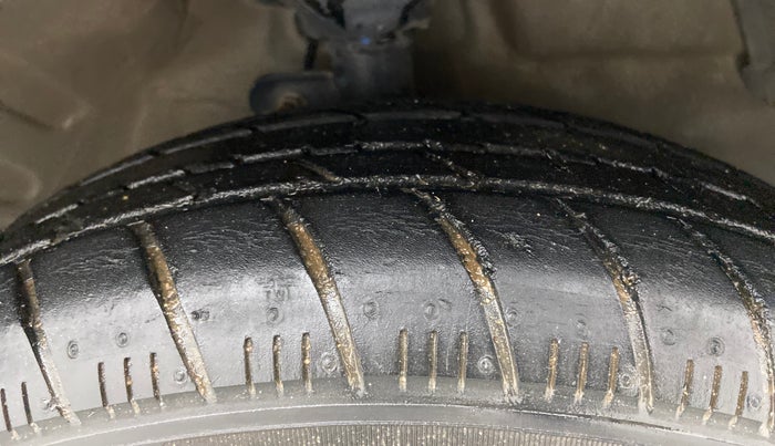 2018 Maruti Celerio ZXI AMT (O), Petrol, Automatic, 38,688 km, Right Front Tyre Tread