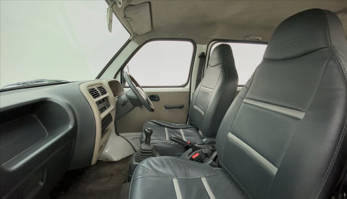 2012 Maruti Eeco 5 STR, Petrol, Manual, 39,542 km, Right Side Front Door Cabin