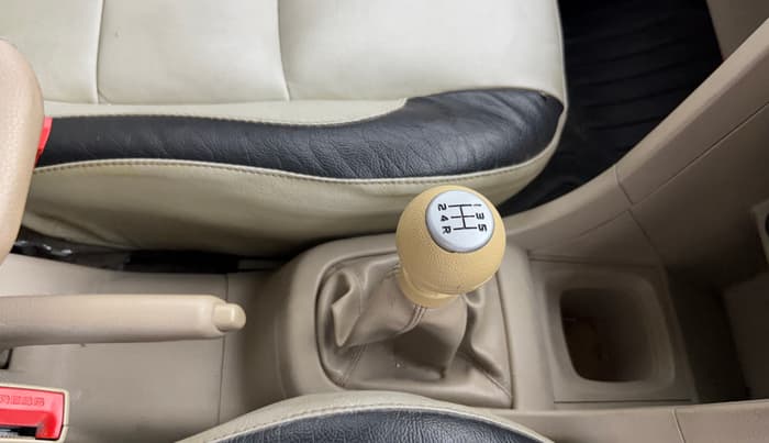 2016 Maruti Swift Dzire LXI (O), Petrol, Manual, 47,876 km, Gear Lever