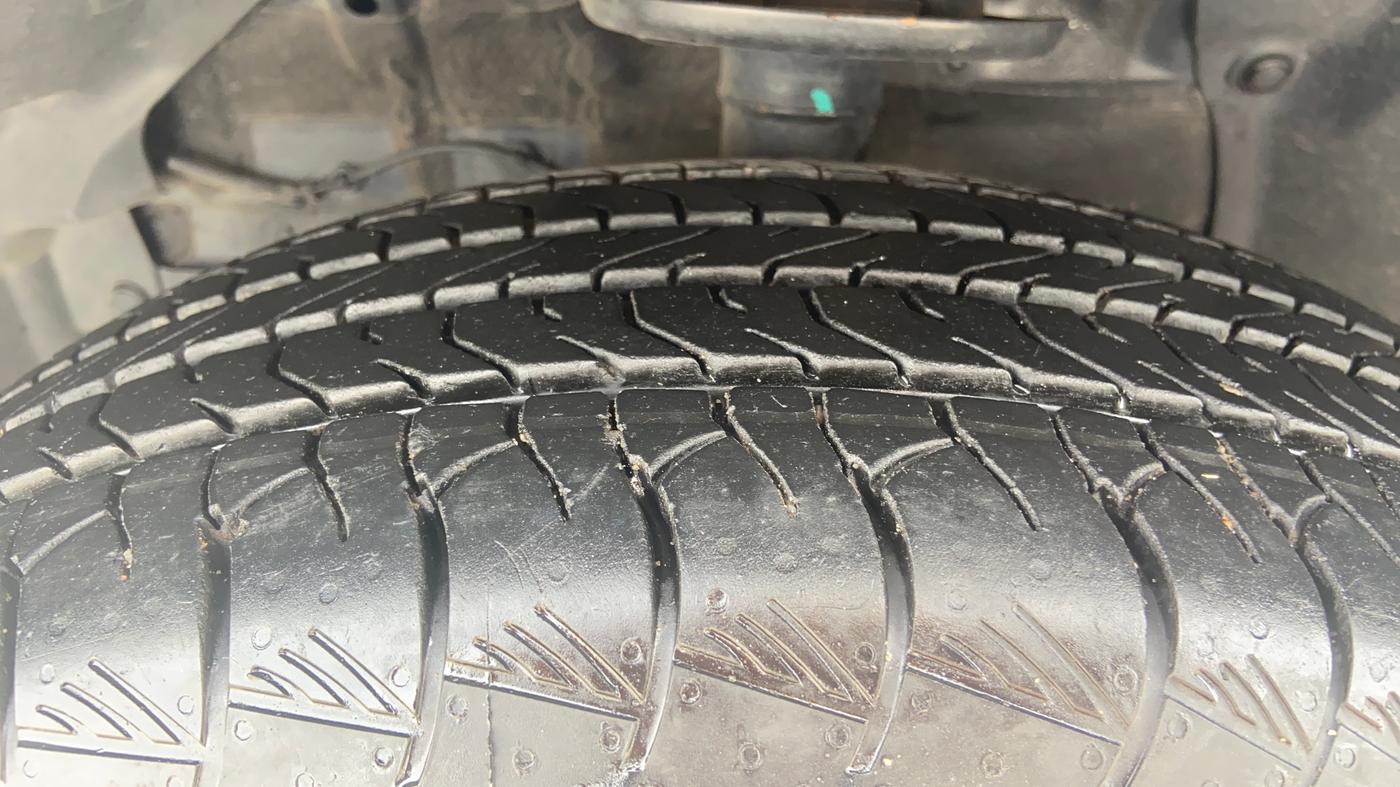 2024 Toyota URBAN CRUISER HYRYDER S AT NEO DRIVE, Petrol, Automatic, 14,009 km, Left Front Tyre Tread