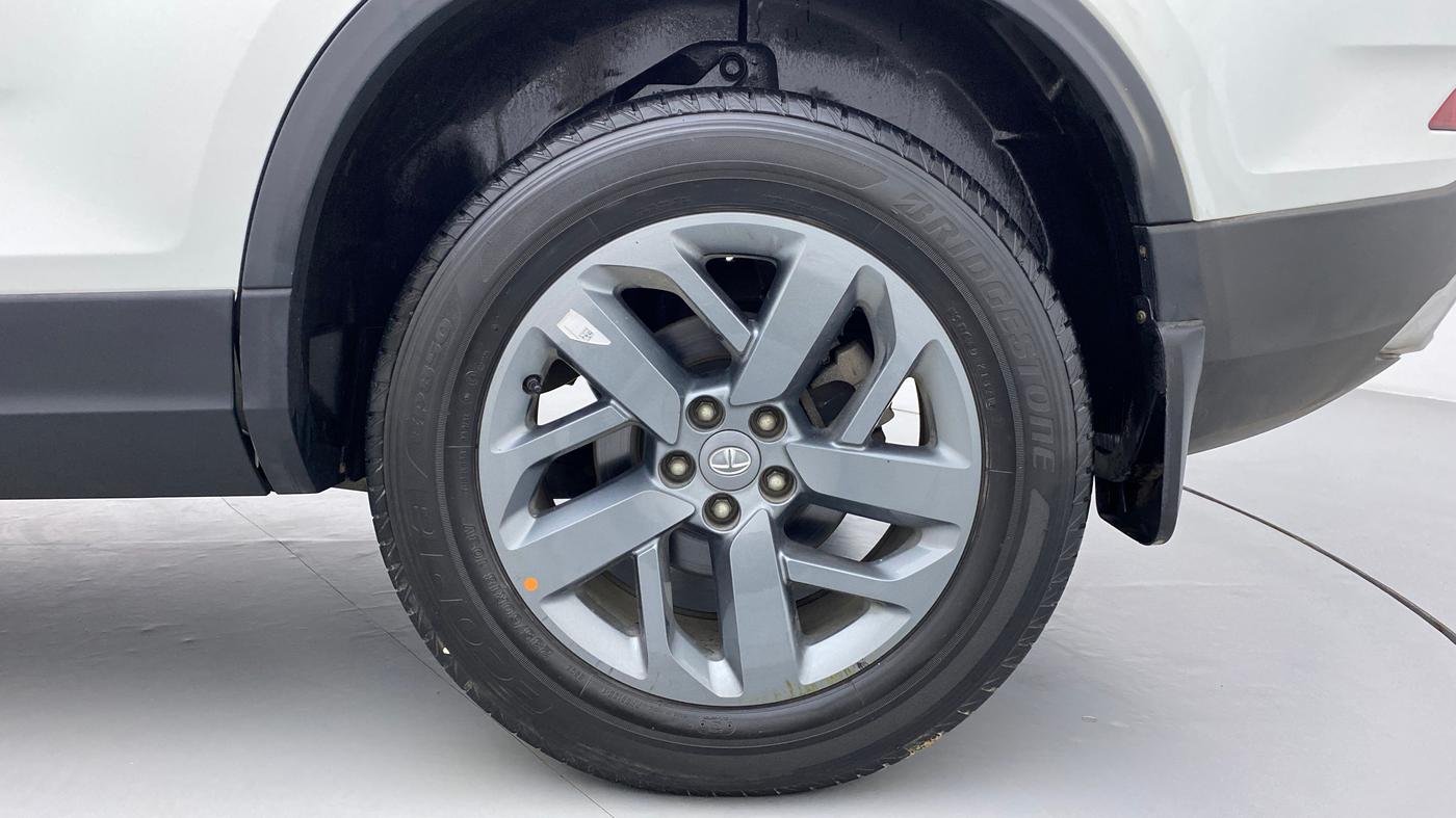 2021 Tata Safari XT 2.0 KRYOTEC, Diesel, Manual, 11,981 km, Left Rear Wheel