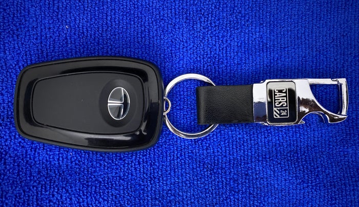 2021 Tata Safari XT 2.0 KRYOTEC, Diesel, Manual, 11,981 km, Key Close Up