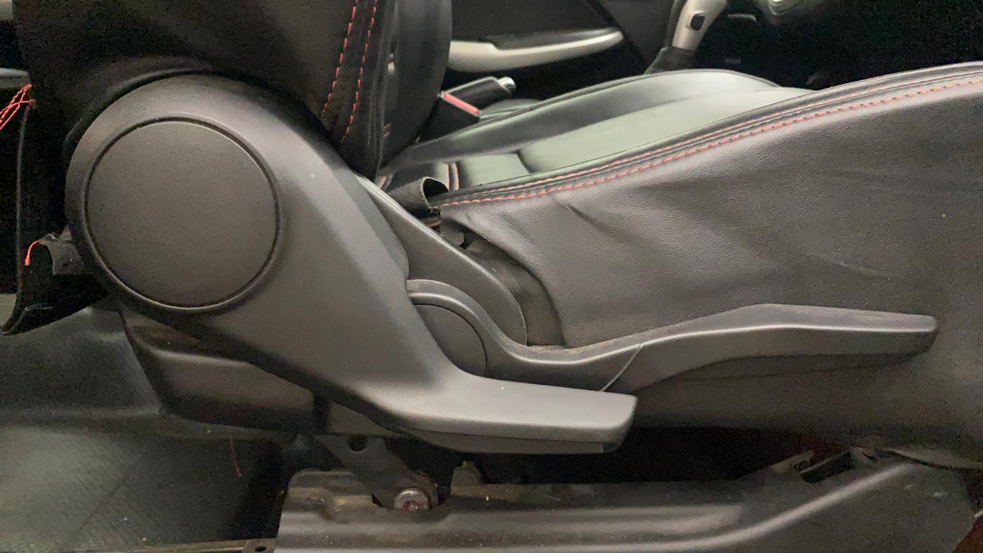 2018 Maruti Baleno ZETA CVT PETROL 1.2, Petrol, Automatic, 65,673 km, Driver Side Adjustment Panel