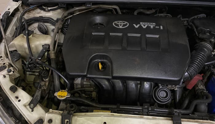 2015 Toyota Corolla Altis G CVT PETROL, Petrol, Automatic, 1,08,835 km, Engine View - Right