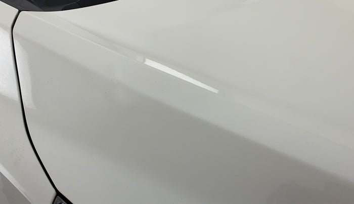 2021 Toyota Innova Crysta 2.4 ZX AT, Diesel, Automatic, 6,205 km, Bonnet (hood) - Slightly dented