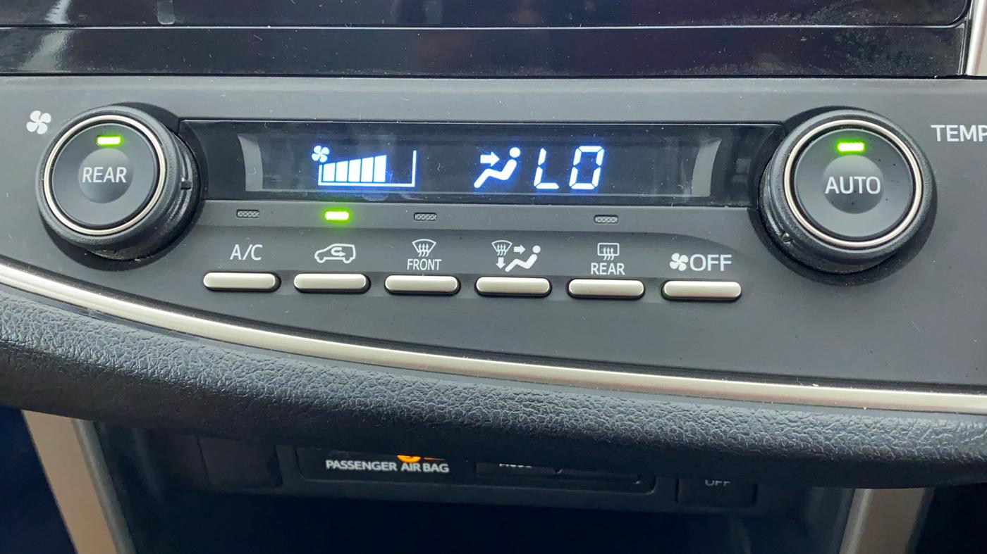 2021 Toyota Innova Crysta 2.4 ZX AT, Diesel, Automatic, 6,205 km, Automatic Climate Control