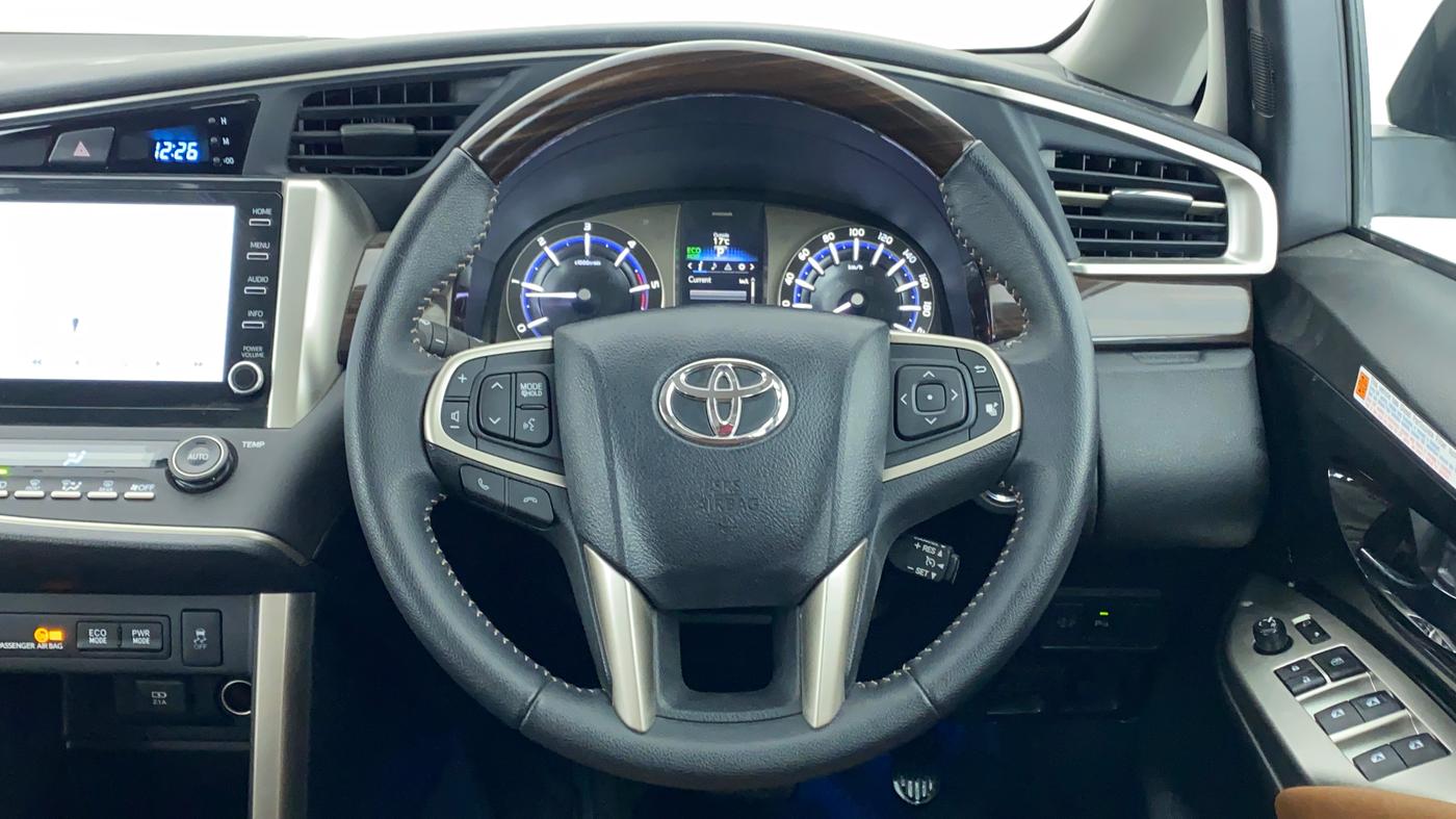 2021 Toyota Innova Crysta 2.4 ZX AT, Diesel, Automatic, 6,205 km, Steering Wheel Close Up