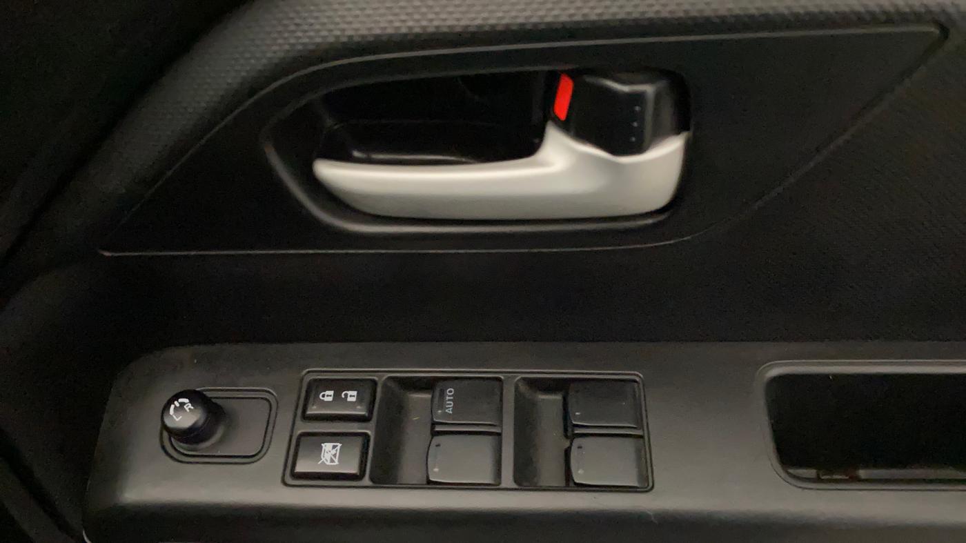 2025 Maruti New Wagon-R VXI 1.0, Petrol, Manual, 12,630 km, Driver Side Door Panels Control