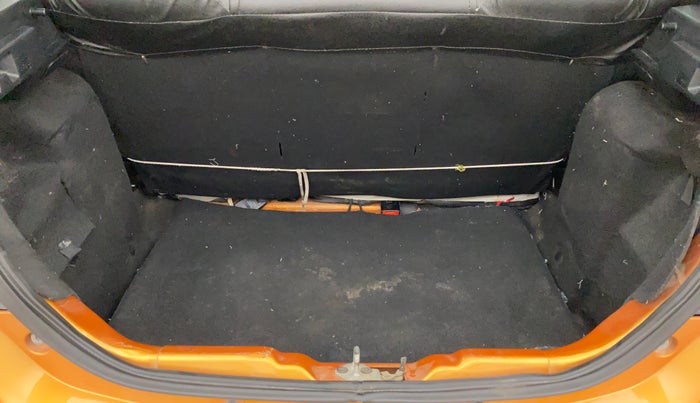 2018 Tata Tiago XT DIESEL, Diesel, Manual, 31,367 km, Boot Inside