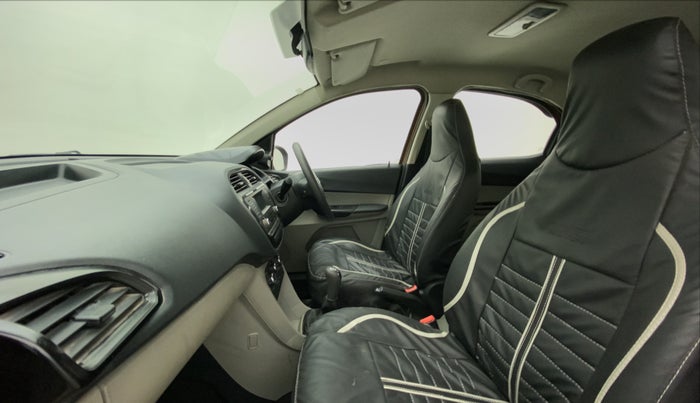 2018 Tata Tiago XT DIESEL, Diesel, Manual, 31,367 km, Right Side Front Door Cabin