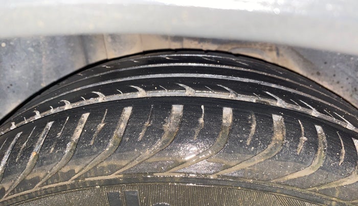 2018 Ford FREESTYLE TREND 1.2 PETROL, Petrol, Manual, 15,660 km, Right Rear Tyre Tread