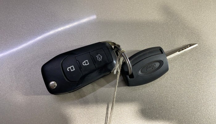 2018 Ford FREESTYLE TREND 1.2 PETROL, Petrol, Manual, 15,660 km, Key Close Up