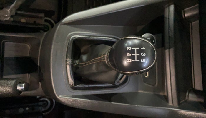 2018 Ford FREESTYLE TREND 1.2 PETROL, Petrol, Manual, 15,660 km, Gear Lever