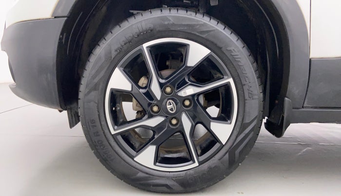 2022 Tata PUNCH ACCOMPLISHED MT, Petrol, Manual, 12,086 km, Left Front Wheel