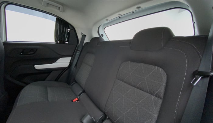 2022 Tata PUNCH ACCOMPLISHED MT, Petrol, Manual, 12,086 km, Right Side Rear Door Cabin