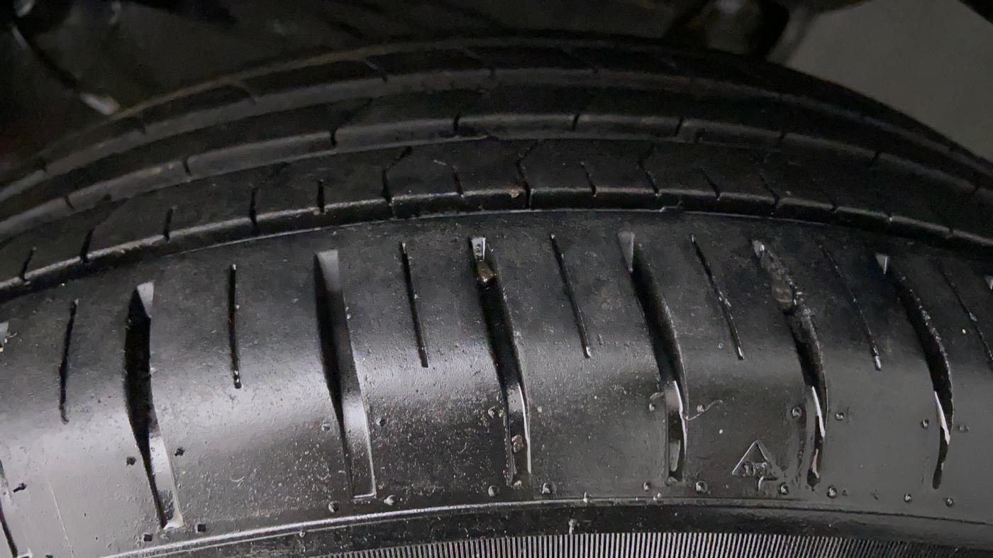 2022 Tata PUNCH ACCOMPLISHED MT, Petrol, Manual, 12,086 km, Left Rear Tyre Tread