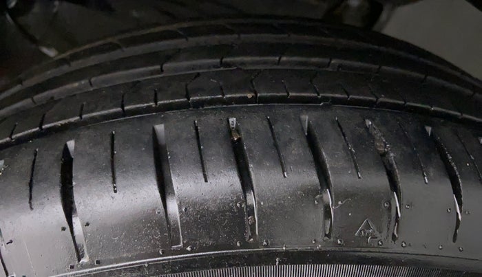 2022 Tata PUNCH ACCOMPLISHED MT, Petrol, Manual, 12,086 km, Left Rear Tyre Tread