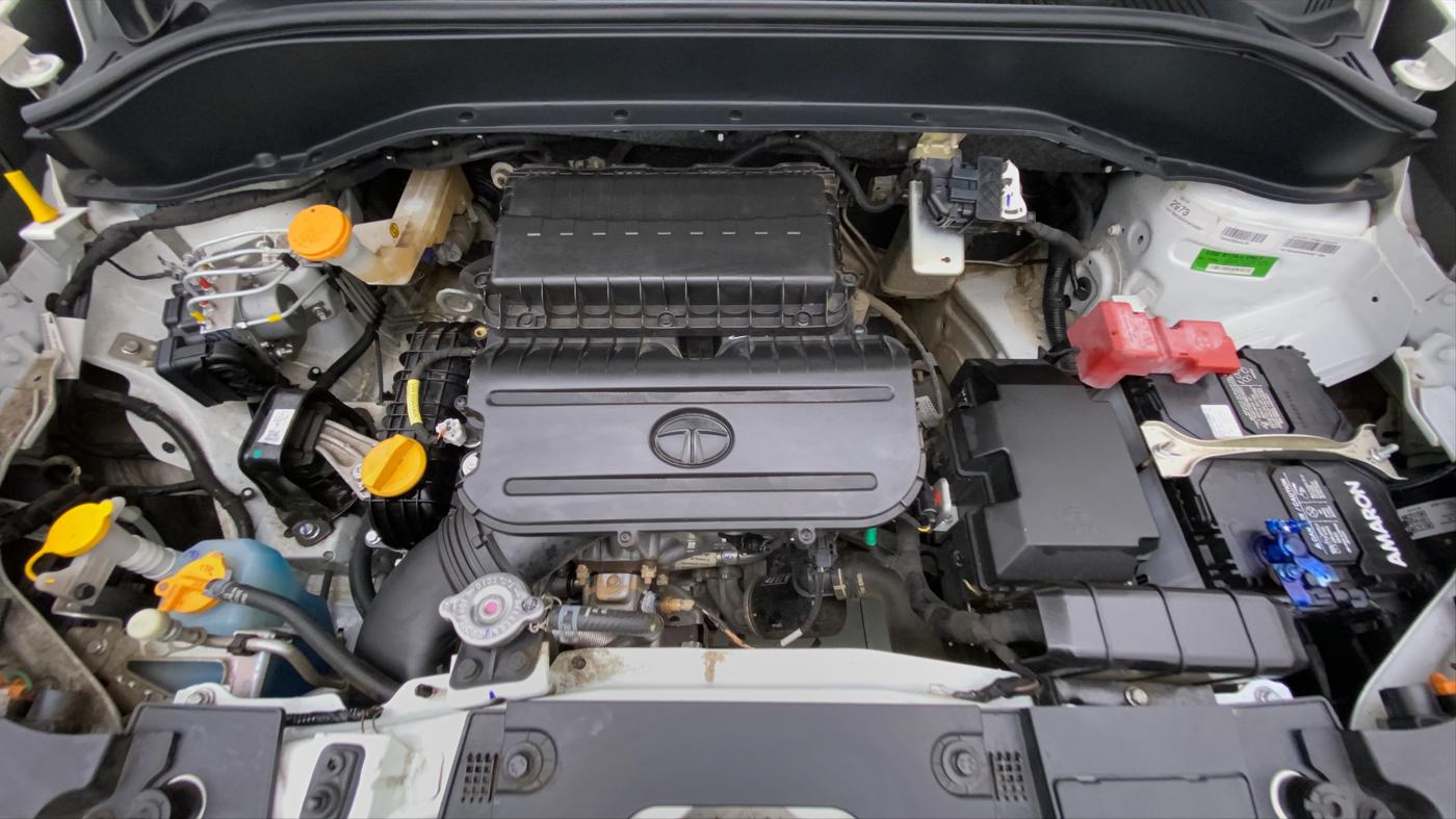2022 Tata PUNCH ACCOMPLISHED MT, Petrol, Manual, 12,086 km, Open Bonet