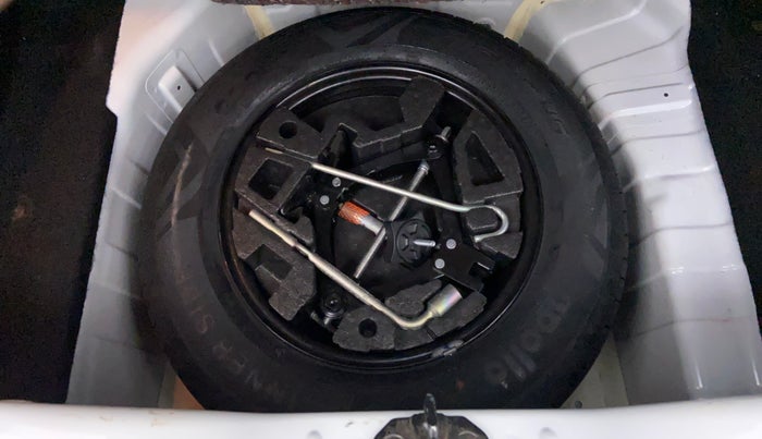 2022 Tata PUNCH ACCOMPLISHED MT, Petrol, Manual, 12,086 km, Spare Tyre