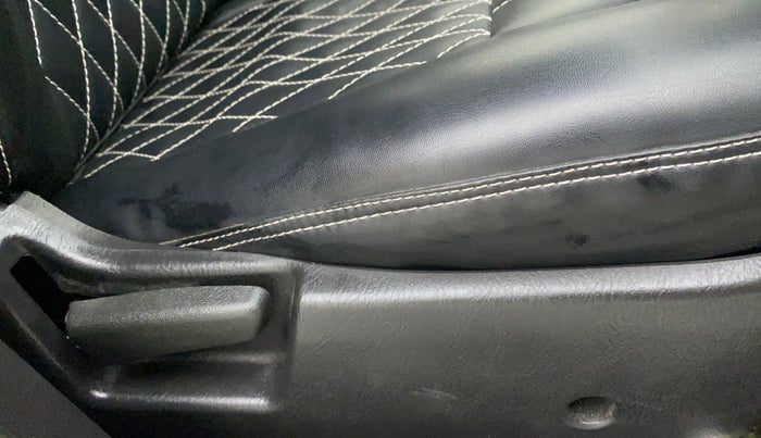 2022 Maruti Alto LXI O, Petrol, Manual, 8,407 km, Driver Side Adjustment Panel