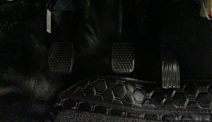 2022 Maruti Alto LXI O, Petrol, Manual, 8,407 km, Pedals