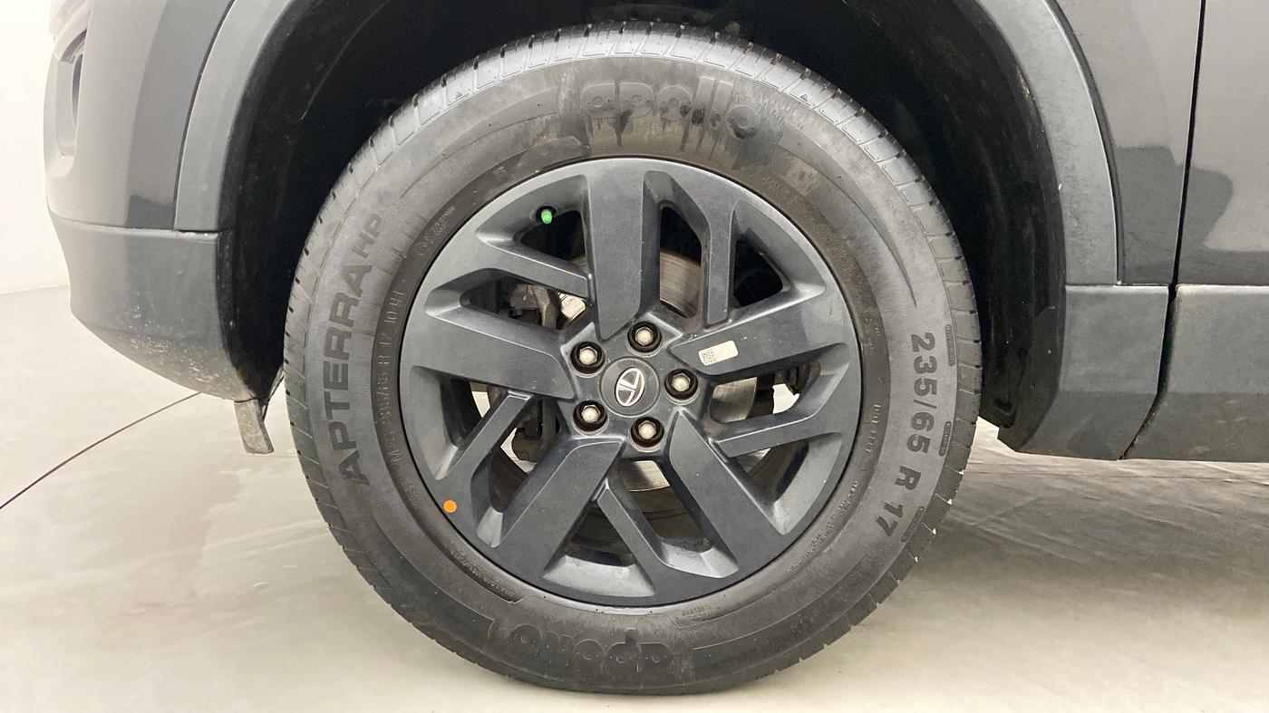2021 Tata Harrier XT+ Dark Edition, Diesel, Manual, 15,347 km, Left Front Wheel