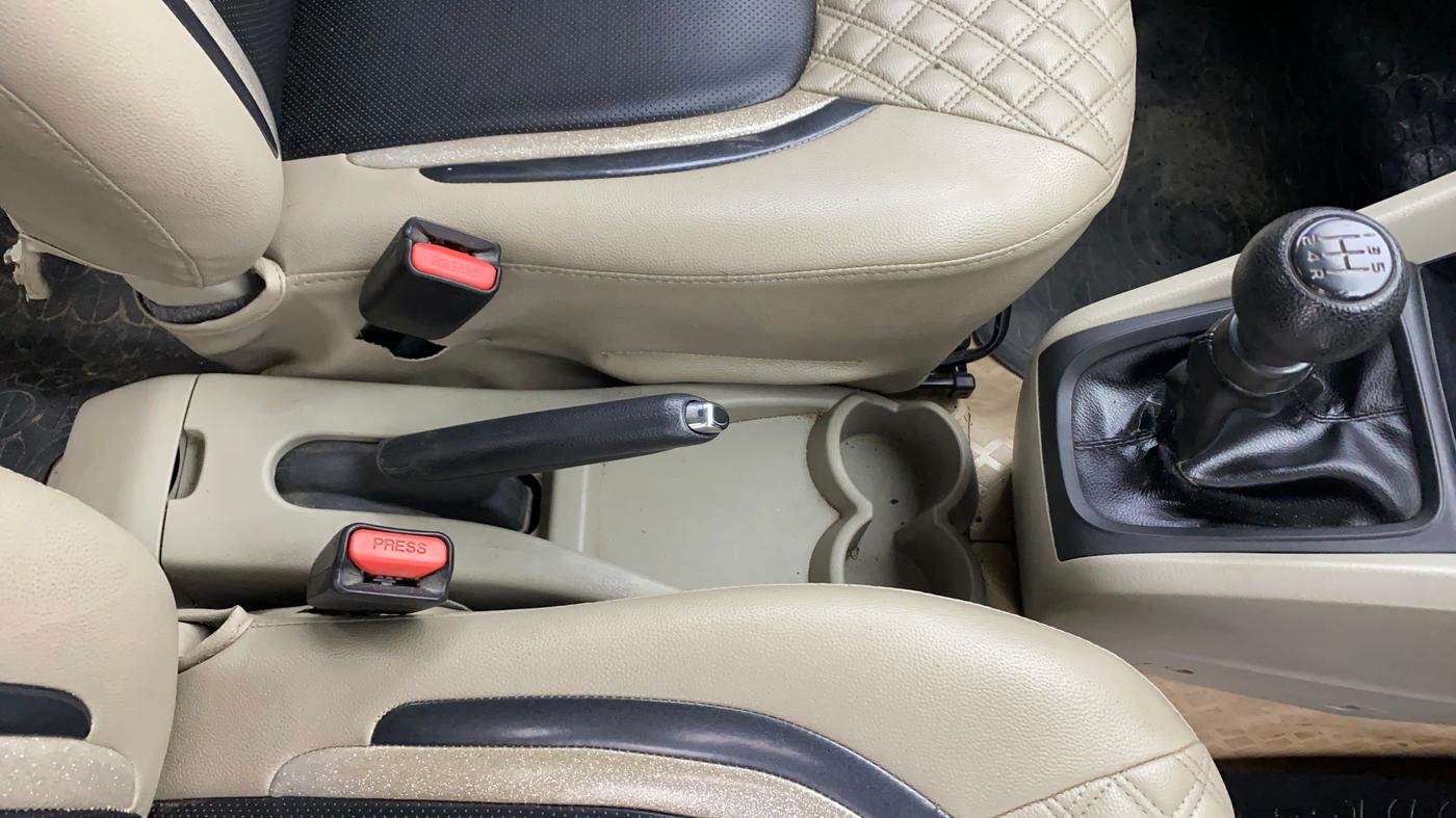 2016 Maruti Celerio VXI, Petrol, Manual, 88,413 km, Gear Lever