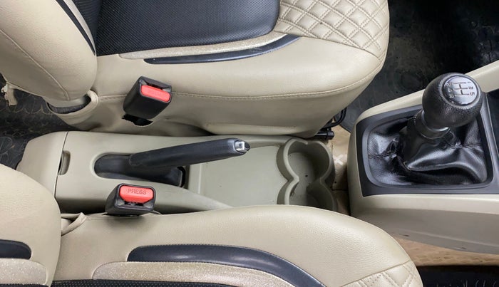 2016 Maruti Celerio VXI, Petrol, Manual, 88,413 km, Gear Lever