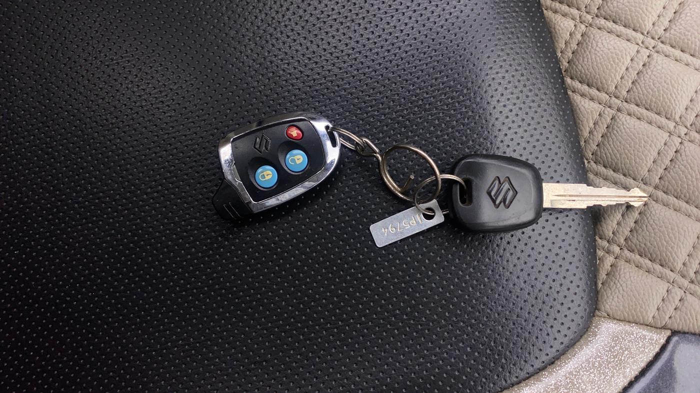 2016 Maruti Celerio VXI, Petrol, Manual, 88,413 km, Key Close Up