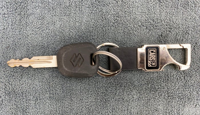 2018 Maruti Eeco 5 STR WITH A/C+HTR, Petrol, Manual, 50,231 km, Key Close Up