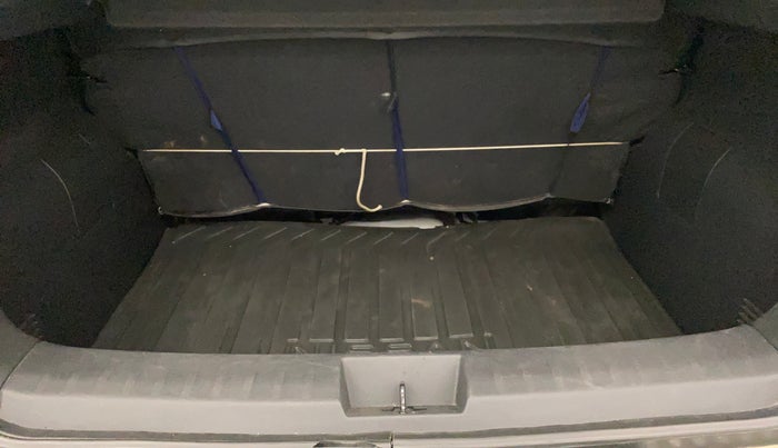 2021 Nissan MAGNITE XL, Petrol, Manual, 28,842 km, Boot Inside