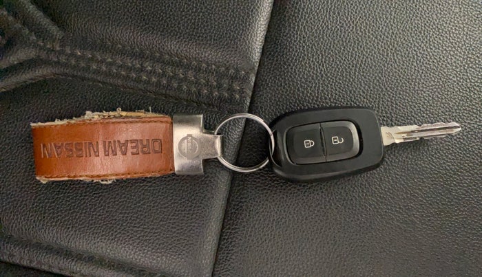 2021 Nissan MAGNITE XL, Petrol, Manual, 28,842 km, Key Close Up