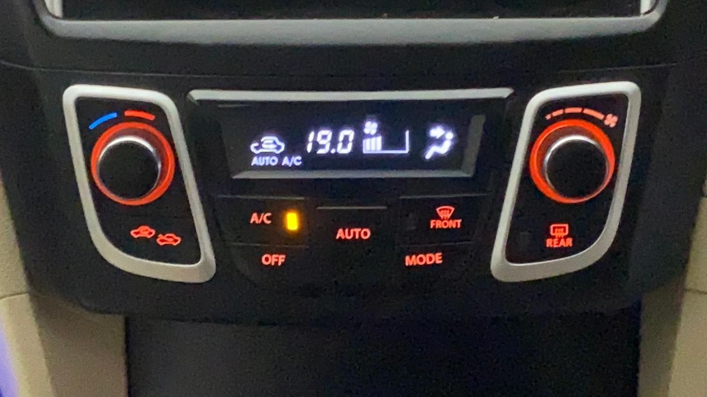 2020 Maruti Ciaz ALPHA  AT 1.5 SHVS PETROL, Petrol, Automatic, 10,096 km, Automatic Climate Control