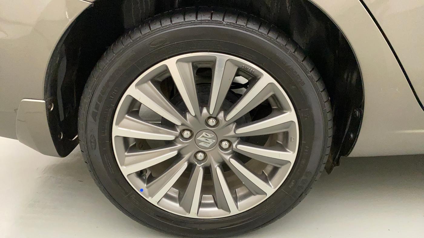 2020 Maruti Ciaz ALPHA  AT 1.5 SHVS PETROL, Petrol, Automatic, 10,096 km, Right Rear Wheel