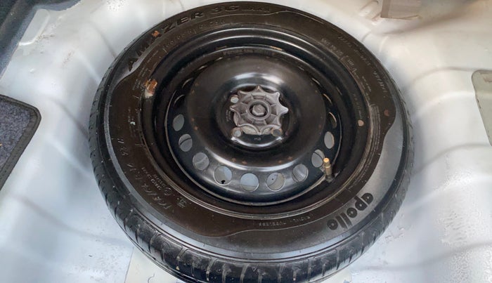 2017 Hyundai Xcent E+, Petrol, Manual, 69,046 km, Spare Tyre