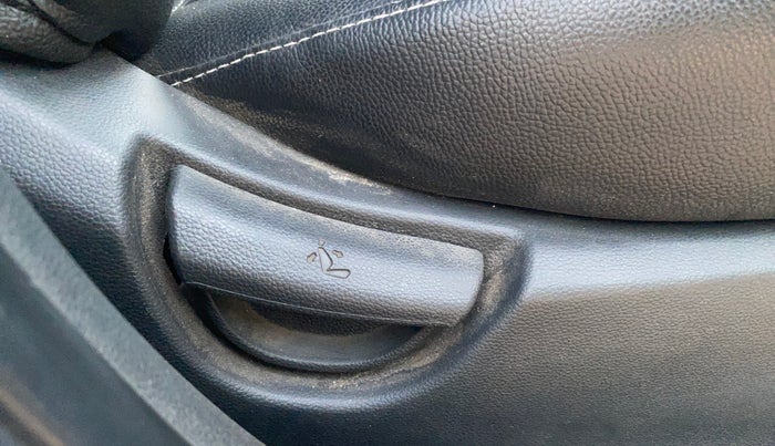 2017 Hyundai Xcent E+, Petrol, Manual, 69,046 km, Driver Side Adjustment Panel