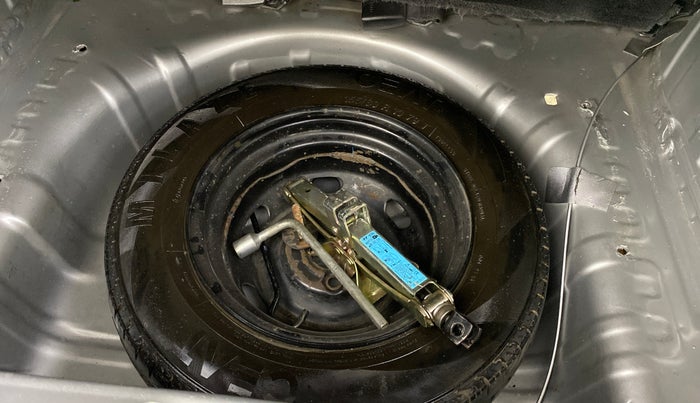 2017 Renault Kwid RXL, Petrol, Manual, 63,538 km, Spare Tyre