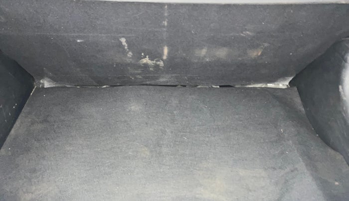 2016 Hyundai Grand i10 SPORTZ 1.2 KAPPA VTVT, Petrol, Manual, 80,035 km, Boot Inside