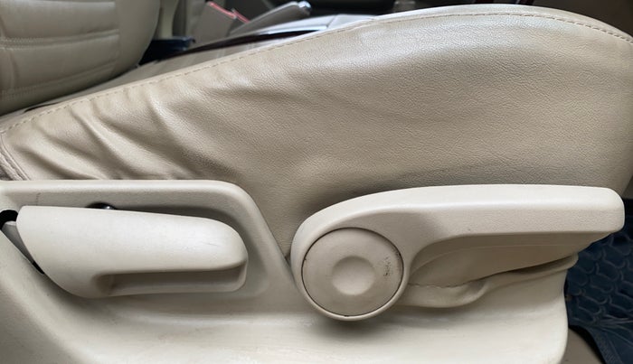 2016 Maruti Swift Dzire ZXI, Petrol, Manual, 54,544 km, Driver Side Adjustment Panel