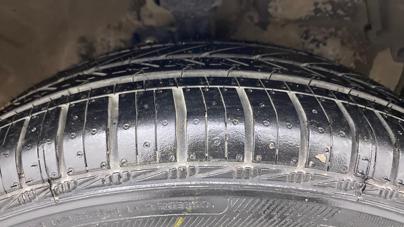 2018 Maruti Celerio VXI AMT, Petrol, Automatic, 47,321 km, Right Front Tyre Tread
