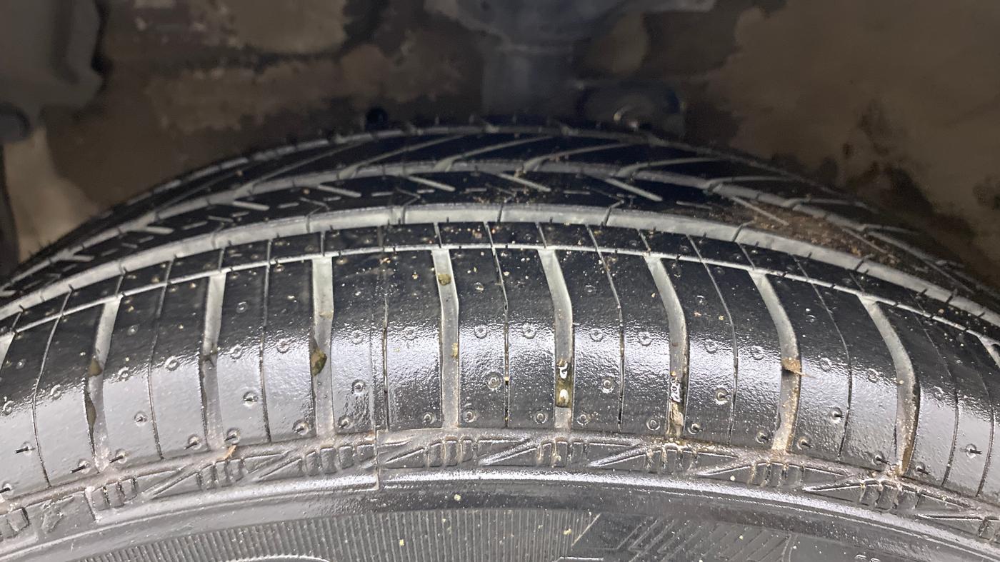 2018 Maruti Celerio VXI AMT, Petrol, Automatic, 47,321 km, Left Front Tyre Tread