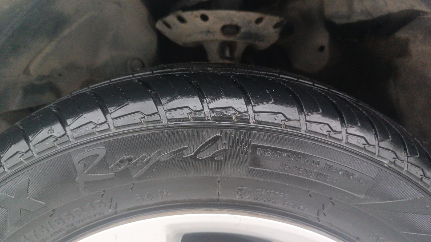 2017 Honda Jazz 1.2L I-VTEC V AT, Petrol, Automatic, 98,571 km, Left Front Tyre Tread