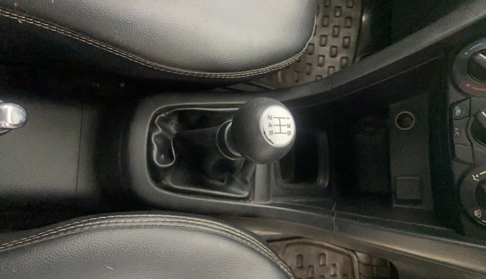 2016 Maruti Swift VXI, Petrol, Manual, 99,872 km, Gear Lever
