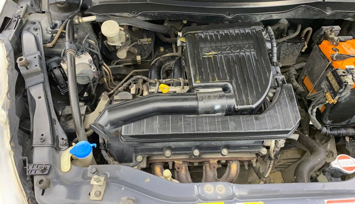 2016 Maruti Swift VXI, Petrol, Manual, 99,872 km, Engine View - Right