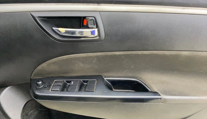 2016 Maruti Swift VXI, Petrol, Manual, 99,872 km, Driver Side Door Panels Control
