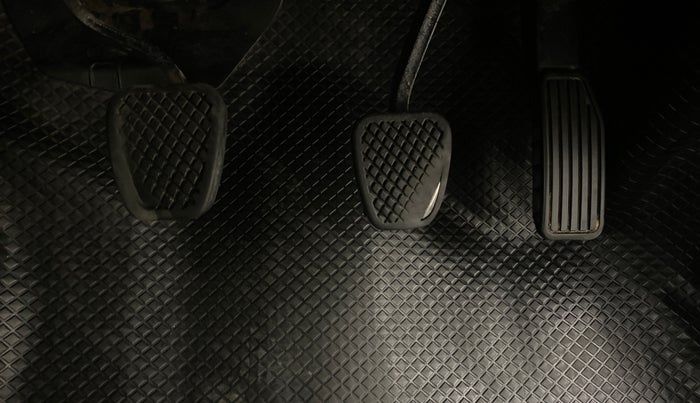 2017 Honda Jazz 1.2L I-VTEC VX, Petrol, Manual, 68,040 km, Pedals