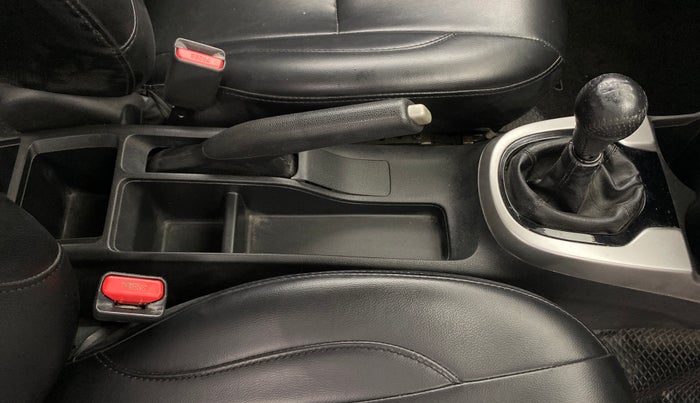 2017 Honda Jazz 1.2L I-VTEC VX, Petrol, Manual, 68,040 km, Gear Lever